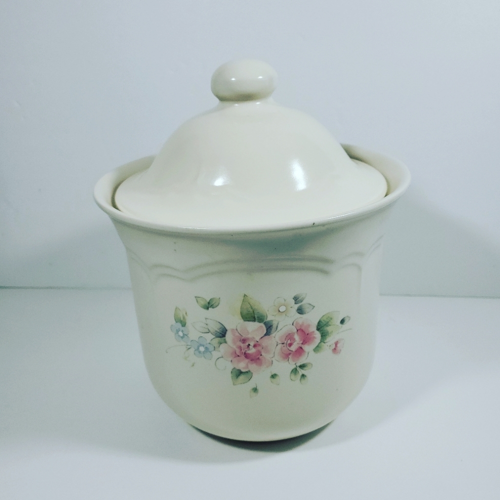 Pfaltzgraff Tea Rose Cookie Canister